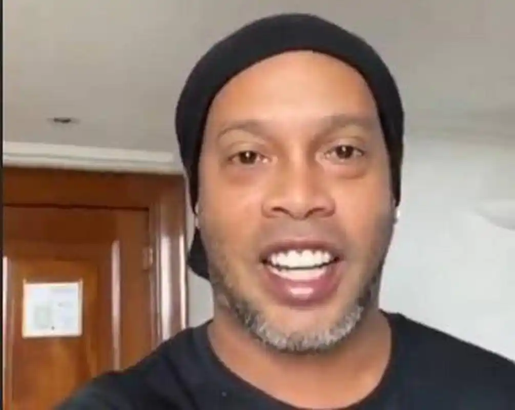 不乏因急于 不乏因急于